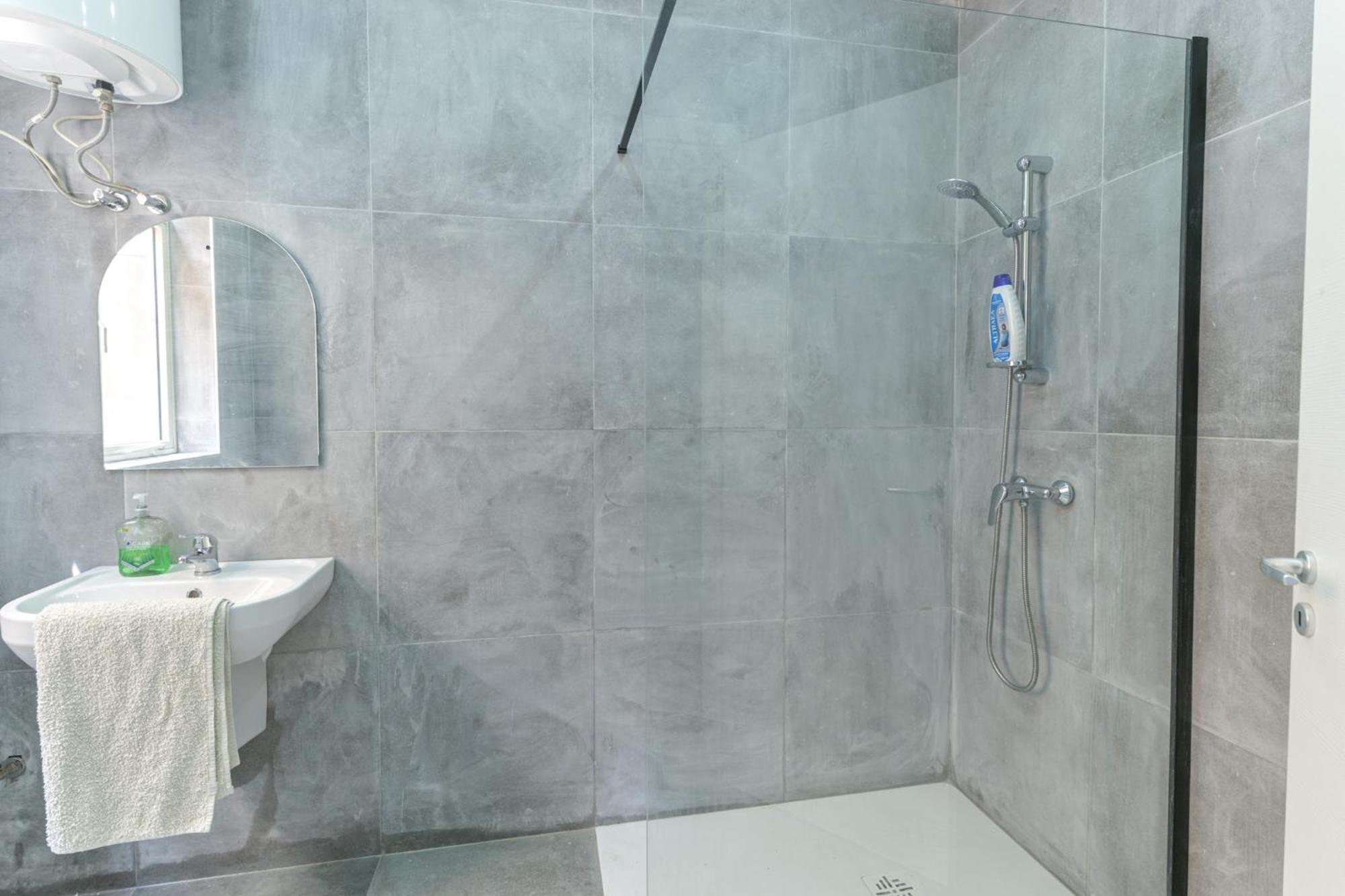 New 1 Bedroom Apartment In Valletta City Centre With Terrace And Views מראה חיצוני תמונה